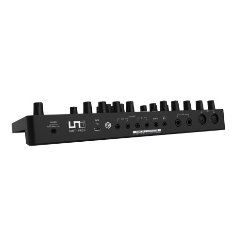 IK Uno Synth Pro X - Syntezator analogowy IK MULTIMEDIA IK Uno Synth Pro X - Syntezator analogowy IK MULTIMEDIA