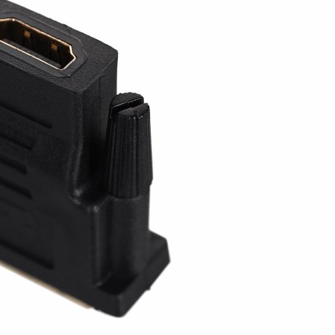 Adapter SAVIO cl-21 (HDMI F - DVI-D M; kolor czarny) SAVIO Adapter SAVIO cl-21 (HDMI F - DVI-D M; kolor czarny) SAVIO
