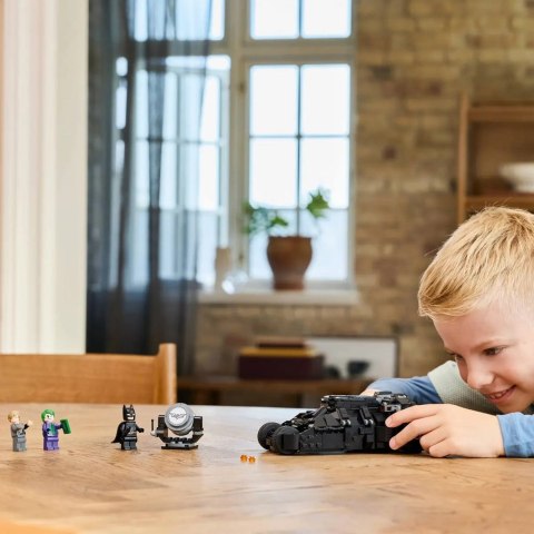 LEGO DC SUPER HEROES 76303 Tumbler Batmana kontra Dwie Twarze i Joker Lego LEGO DC SUPER HEROES 76303 Tumbler Batmana kontra Dwie Twarze i Joker Lego