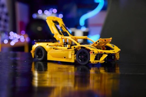 LEGO TECHNIC 42205 Chevrolet Corvette Stingray Lego LEGO TECHNIC 42205 Chevrolet Corvette Stingray Lego