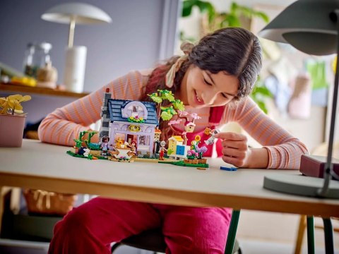 LEGO FRIENDS 42669 Dom pszczelarzy i kwiatowy ogród Lego LEGO FRIENDS 42669 Dom pszczelarzy i kwiatowy ogród Lego