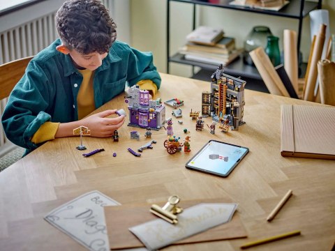 LEGO Harry Potter 76439 Sklepy Ollivandera i Madame Malkin Lego LEGO Harry Potter 76439 Sklepy Ollivandera i Madame Malkin Lego