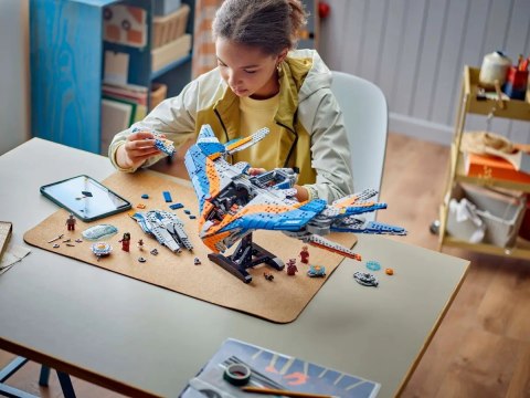 LEGO Super Heroes 76286 Strażnicy Galaktyki: statek kosmiczny Milano Lego LEGO Super Heroes 76286 Strażnicy Galaktyki: statek kosmiczny Milano Lego