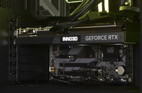 Actina iCUE 7900X3D/32GB/2TB/RX7900XTX/1000W Actina Actina iCUE 7900X3D/32GB/2TB/RX7900XTX/1000W Actina