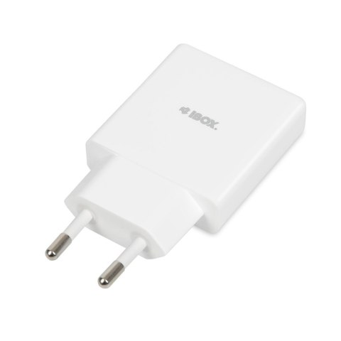 IBOX ŁADOWARKA UNIWERSALNA C-43 GAN PD30W SLIM USB A+C WHITE IBOX IBOX ŁADOWARKA UNIWERSALNA C-43 GAN PD30W SLIM USB A+C WHITE IBOX