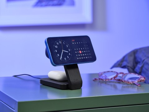 Magnetic Charge Stand Trust Viro 3-in-1 Wireless Black Trust Magnetic Charge Stand Trust Viro 3-in-1 Wireless Black Trust