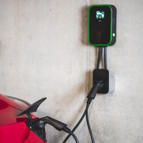 Ładowarka Green Cell Wallbox EV PowerBox 22kW z gniazdem i RFID Green Cell Ładowarka Green Cell Wallbox EV PowerBox 22kW z gniazdem i RFID Green Cell