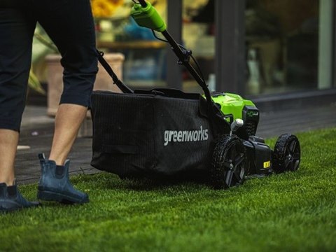 40V Kosiarka 46cm z napędem GREENWORKS GD40LM46SP - 2506807 GREENWORKS 40V Kosiarka 46cm z napędem GREENWORKS GD40LM46SP - 2506807 GREENWORKS
