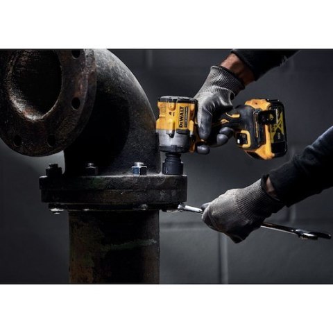 Klucz udarowy 1/2 18V DCF922P2T-QW DEWALT DeWalt Klucz udarowy 1/2 18V DCF922P2T-QW DEWALT DeWalt