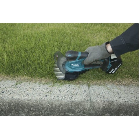 Nożyce akumulatorowe do trawy MAKITA DUM604ZX MAKITA Nożyce akumulatorowe do trawy MAKITA DUM604ZX MAKITA