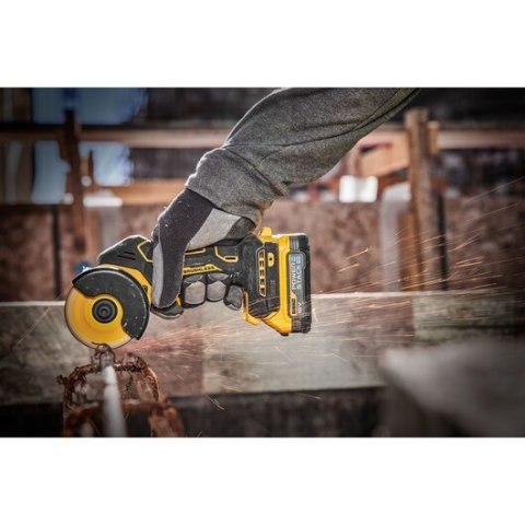 Pilarka tarczowa 18V b/aku 76mm DEWALT DCS438N DeWalt Pilarka tarczowa 18V b/aku 76mm DEWALT DCS438N DeWalt