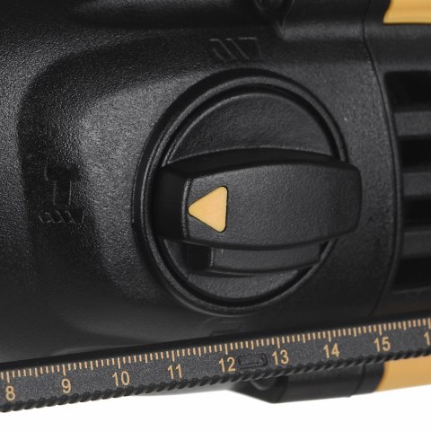 Młotowiertarka 800W 2,6J DeWalt D25133K DeWalt Młotowiertarka 800W 2,6J DeWalt D25133K DeWalt