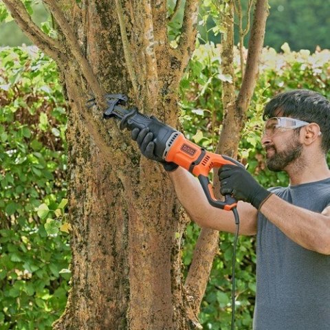 Piła szablasta BES301K-QS BLACK+DECKER BLACK+DECKER Piła szablasta BES301K-QS BLACK+DECKER BLACK+DECKER