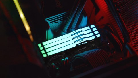 KINGSTON DDR5 64GB 6000MT/s CL30 DIMM (Kit of 2) FURY Beast RGB XMP Kingston KINGSTON DDR5 64GB 6000MT/s CL30 DIMM (Kit of 2) FURY Beast RGB XMP Kingston