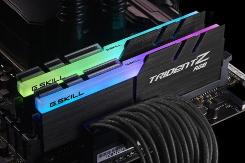Zestaw pamięci G.SKILL TridentZ RGB F4-3600C18D-16GTZRX (DDR4; 2 x 8 GB; 3600 MHz; CL18) G.SKILL Zestaw pamięci G.SKILL TridentZ RGB F4-3600C18D-16GTZRX (DDR4; 2 x 8 GB; 3600 MHz; CL18) G.SKILL