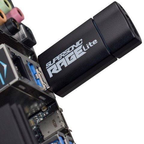 PATRIOT RAGE LITE 120 MB/s 32GB USB 3.2 Patriot Memory PATRIOT RAGE LITE 120 MB/s 32GB USB 3.2 Patriot Memory