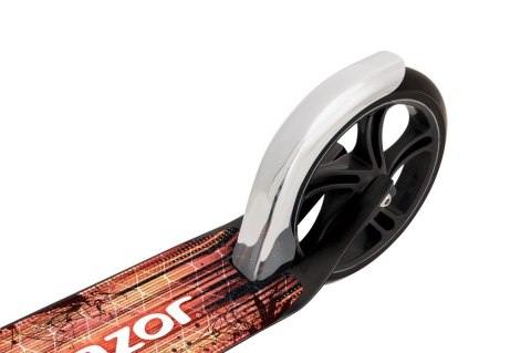 Hulajnoga Razor A5 Lux 13073067 (kolor czarny) Razor Hulajnoga Razor A5 Lux 13073067 (kolor czarny) Razor