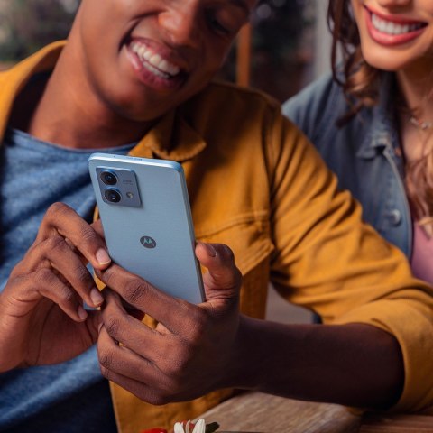 Smartfon Motorola Moto G84 12/256GB 6,55" P-OLED 1080x2400 5000mAh Dual SIM 5G Marshmallow Blue Motorola Smartfon Motorola Moto G84 12/256GB 6,55" P-OLED 1080x2400 5000mAh Dual SIM 5G Marshmallow Blue Motorola
