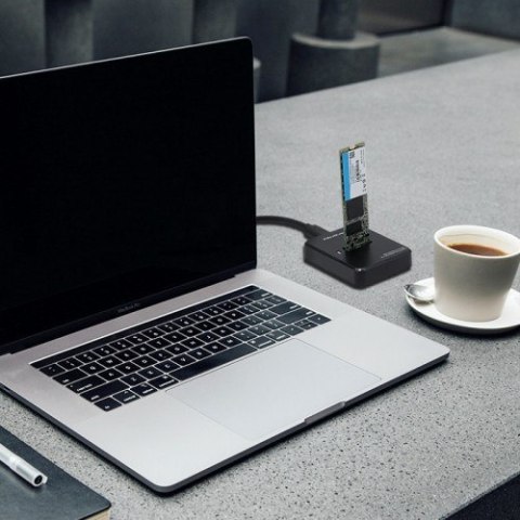 QOLTEC STACJA DOKUJĄCA DYSKÓW SSD M.2 SATA/PCIE | NGFF/NVME | USB 3.1 Qoltec QOLTEC STACJA DOKUJĄCA DYSKÓW SSD M.2 SATA/PCIE | NGFF/NVME | USB 3.1 Qoltec