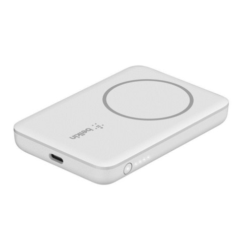 Powerbank bezprzewodowy Belkin BoostCharge Magnetic Wireless Power Bank 2.5K MagSafe Compatible 2500mAh White Belkin Powerbank bezprzewodowy Belkin BoostCharge Magnetic Wireless Power Bank 2.5K MagSafe Compatible 2500mAh White Belkin