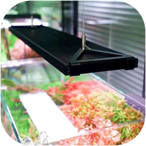 Chihiros WRGB II 80 PRO - lampa LED Bluetooth 80 - 90 cm Chihiros WRGB II 80 PRO - lampa LED Bluetooth 80 - 90 cm
