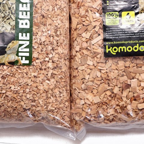 Komodo Fine Beech Chips 6l - zrębki bukowe drobne Komodo Fine Beech Chips 6l - zrębki bukowe drobne