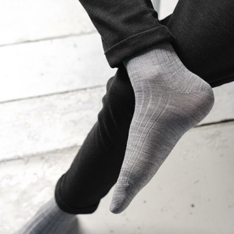 SKARPETY BEZUCISKOWE W PRĄŻEK MERINO WOOL 130 SKARPETY BEZUCISKOWE W PRĄŻEK MERINO WOOL 130