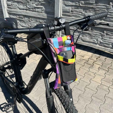 Torba na rower hulajnogę kierownicę telefon sakwa rowerowa kolorowa kratka Kik Sp. z o. o. Sp. k. Torba na rower hulajnogę kierownicę telefon sakwa rowerowa kolorowa kratka Kik Sp. z o. o. Sp. k.