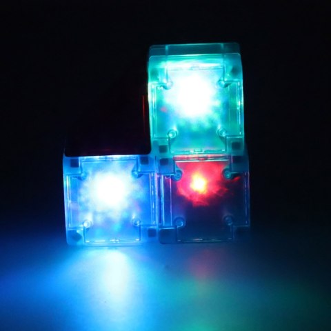 Klocki magnetyczne konstrukcyjne świecące elementy figury 3D 32el. Kik Sp. z o. o. Sp. k. Klocki magnetyczne konstrukcyjne świecące elementy figury 3D 32el. Kik Sp. z o. o. Sp. k.