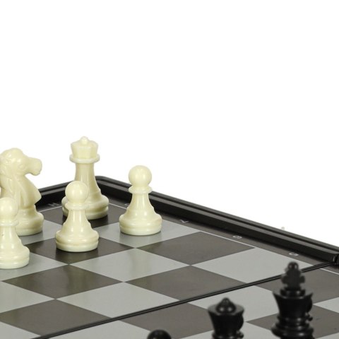 Szachy magnetyczne gra logiczna klasyczna podróżne turystyczne na magnes w pudełku zamykane Kik Sp. z o. o. Sp. k. Szachy magnetyczne gra logiczna klasyczna podróżne turystyczne na magnes w pudełku zamykane Kik Sp. z o. o. Sp. k.