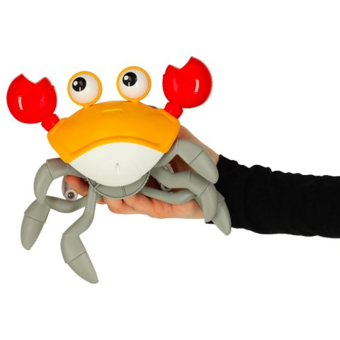 Kik Sp. z o. o. Sp. k. Krab uciekający pełzający czujnik interaktywna akumulator USB czerwony Kik Sp. z o. o. Sp. k. Krab uciekający pełzający czujnik interaktywna akumulator USB czerwony