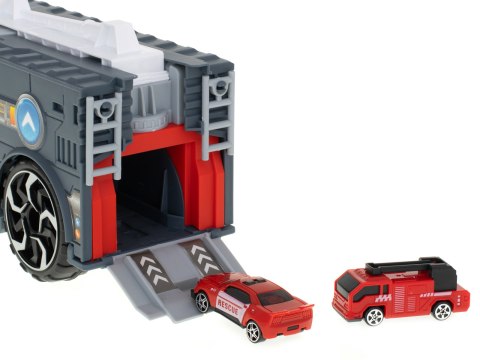 TIR laweta ciężarówka samochód transporter naczepa 2w1 parking resoraki straż pożarna 2 auta czerwone Kik Sp. z o. o. Sp. k. TIR laweta ciężarówka samochód transporter naczepa 2w1 parking resoraki straż pożarna 2 auta czerwone Kik Sp. z o. o. Sp. k.