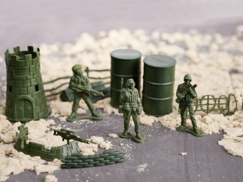 Kik Sp. z o. o. Sp. k. Żołnierzyki baza wojskowa figurki zestaw 114el. Kik Sp. z o. o. Sp. k. Żołnierzyki baza wojskowa figurki zestaw 114el.