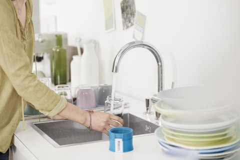 Butelka filtrująca Brita Fill&Go limonkowa + 4 filtry MicroDisc BRITA Butelka filtrująca Brita Fill&Go limonkowa + 4 filtry MicroDisc BRITA