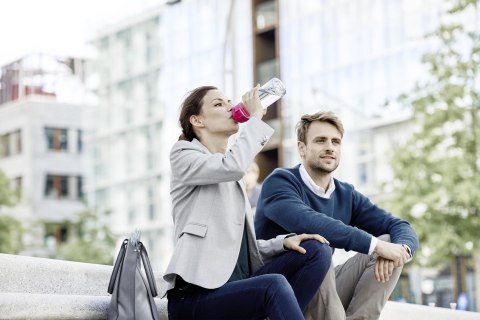 Butelka filtrująca Brita Fill&Go różówa + 4 filtry MicroDisc BRITA Butelka filtrująca Brita Fill&Go różówa + 4 filtry MicroDisc BRITA