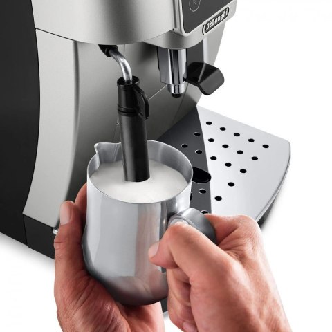 Ekspres ciśnieniowy DeLonghi ECAM 220.30.SB DeLonghi Ekspres ciśnieniowy DeLonghi ECAM 220.30.SB DeLonghi