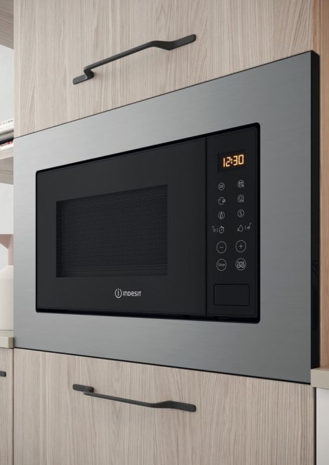 Kuchenka mikrofalowa INDESIT MWI 120 GX Indesit Kuchenka mikrofalowa INDESIT MWI 120 GX Indesit