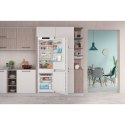 Chłodziarko-zamrażarka INDESIT INC18 T311 Total No Frost Indesit