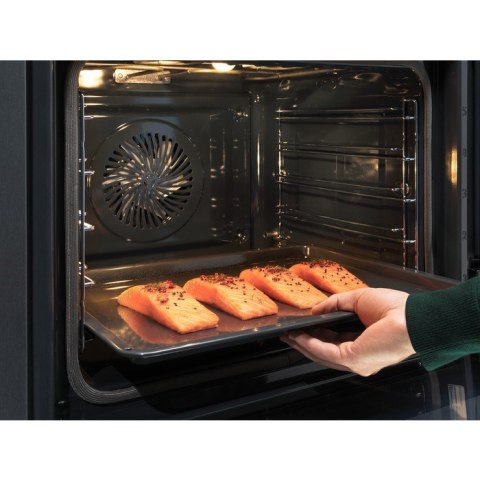 Piekarnik parowy ELECTROLUX EOB7S31Z (czarny) Electrolux Piekarnik parowy ELECTROLUX EOB7S31Z (czarny) Electrolux