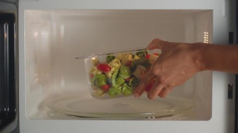 Pojemnik do przechowywania próżniowego FoodSaver FFC024X (2,3l ; FRESH 2.0) FoodSaver Pojemnik do przechowywania próżniowego FoodSaver FFC024X (2,3l ; FRESH 2.0) FoodSaver