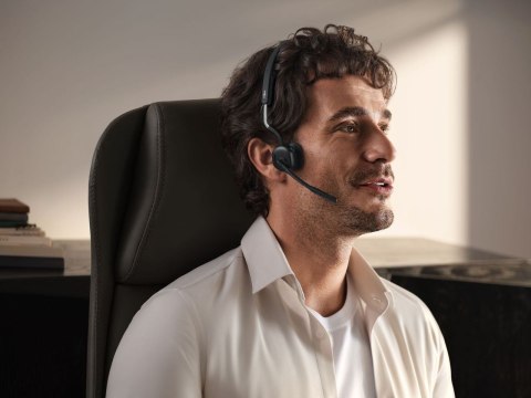 Słuchawki bezprzewodowe kostne Shokz OpenMeet mic-ANC USB-C + adapter USB-A czarne SHOKZ Słuchawki bezprzewodowe kostne Shokz OpenMeet mic-ANC USB-C + adapter USB-A czarne SHOKZ