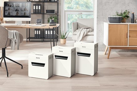 Leitz Niszczarka IQ Protect Premium 8X, P4, 8 kartek, 14 l kosz LEITZ Leitz Niszczarka IQ Protect Premium 8X, P4, 8 kartek, 14 l kosz LEITZ