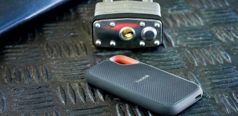 SANDISK SSD EXTREME PORTABLE 1TB (1050 MB/s) SanDisk SANDISK SSD EXTREME PORTABLE 1TB (1050 MB/s) SanDisk